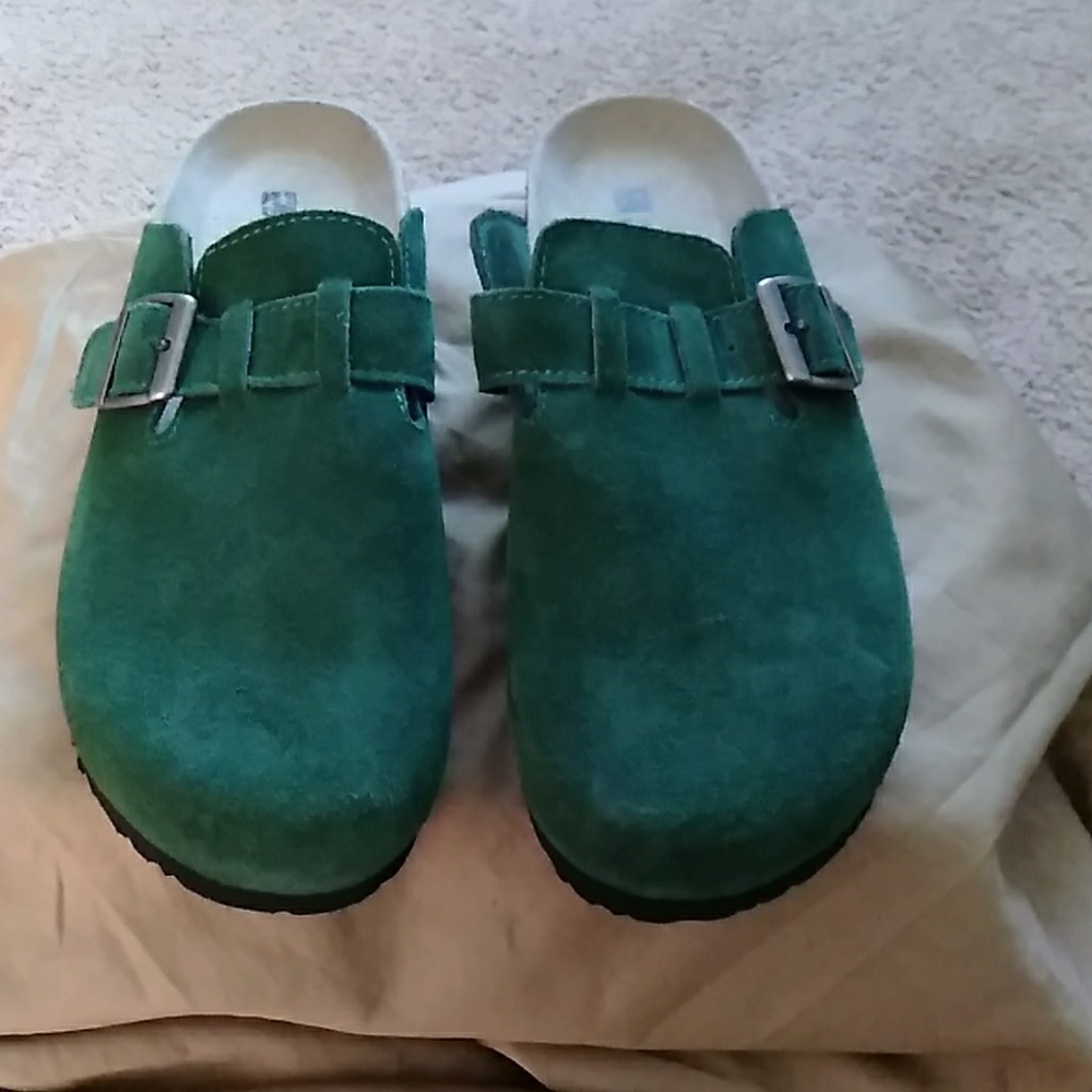 White Mountain mules